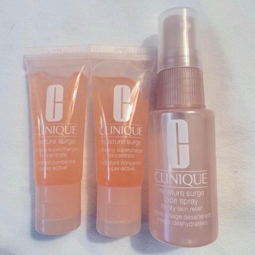 Clinique Bundle‎ Moisturizer Skincare Gel 30 ml and Moisture Face Spray 30ml